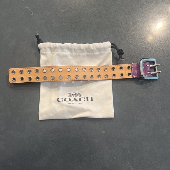 EUC! Coach Leather Grommet Bracelet - Picture 6 of 12